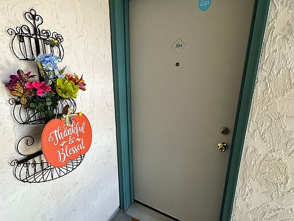 3rd image of 28606 16th Ave S APT 304