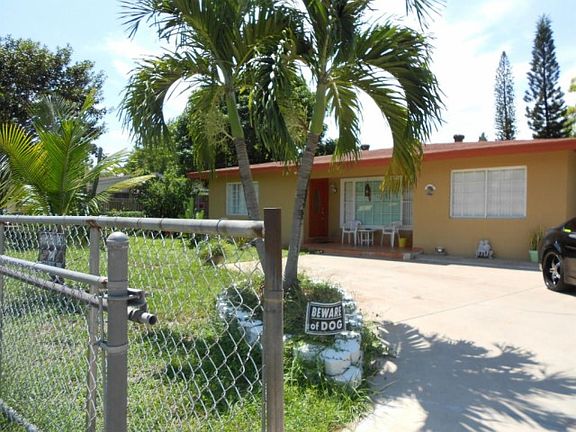 3rd image of 2287 Pinecrest Ct