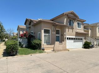 237 Spurwood Ln, Simi Valley, CA 93065