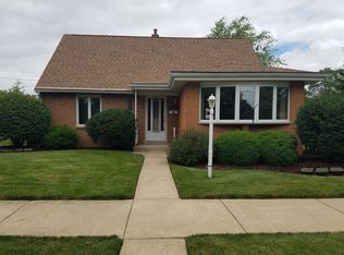 6200 W 82nd St, Burbank, IL