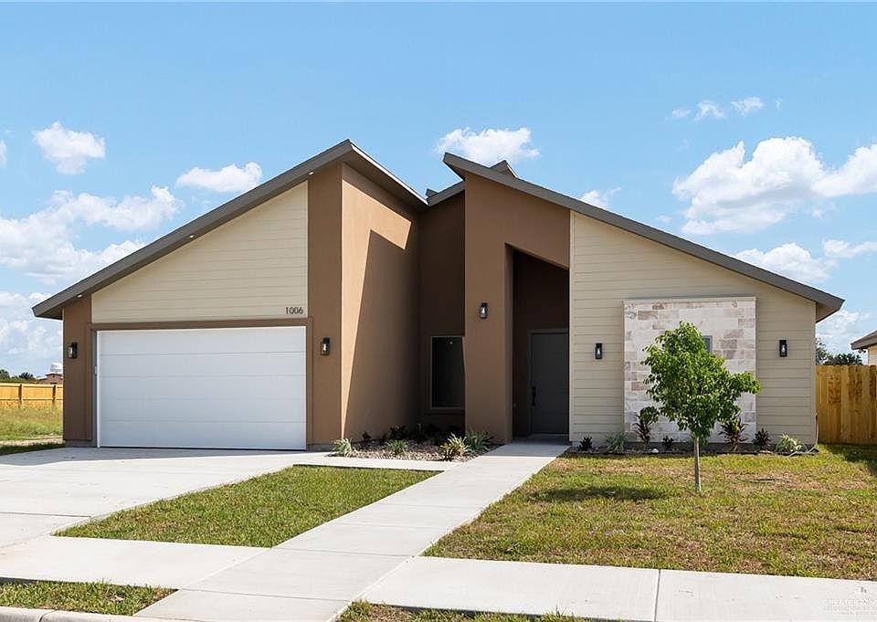 1st image of 1006 Broken Arrow Dr
