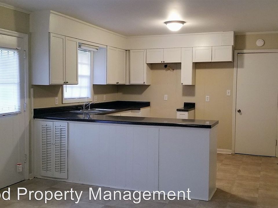 2nd image of 2217 Emerald Castle Dr