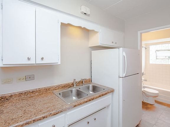 3rd image of 6705 Stanley Ave APT 16
