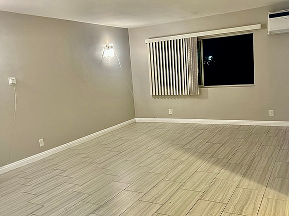5th image of 829 S Taylor Ave #13