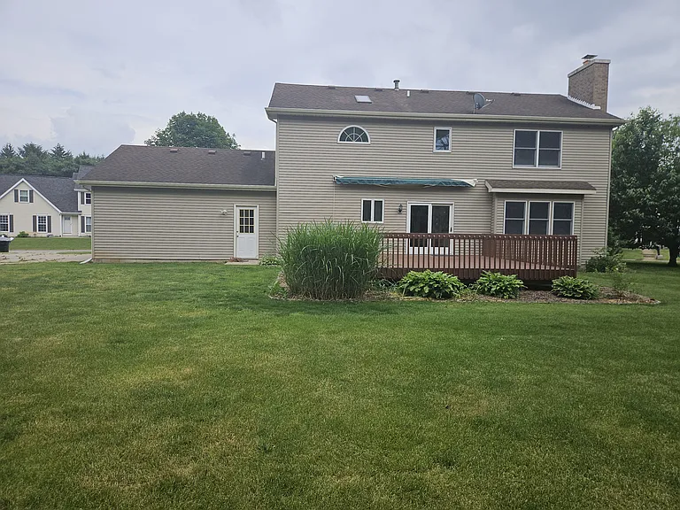 52081 Glen Arbor Ct — Photo 2