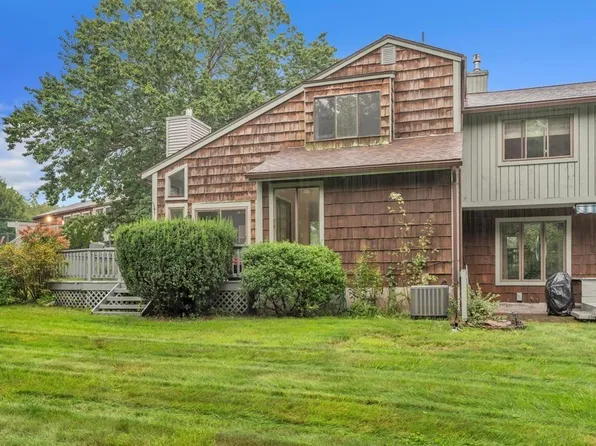 6 Meadowbrook Ln Unit 6, Palmer, MA 01069