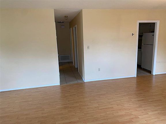 4th image of 530 N Alexander St