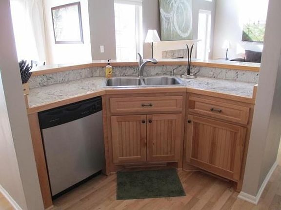 5th image of 1851 Woodland Cir