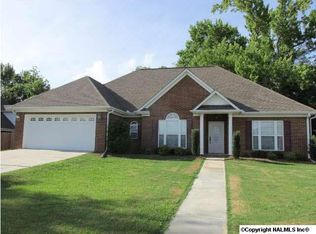 5070 Lily Rd, Hokes Bluff, AL 35903