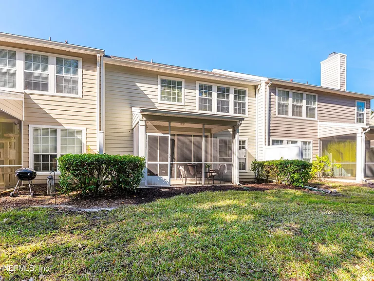 3897 Lionheart Dr — Photo 27