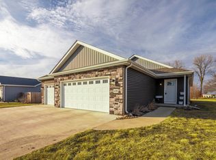 438 W Grove St, Wheatfield, IN 46392