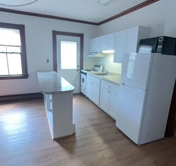 111-113 School St — Photo 1