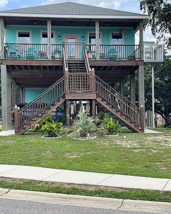 1st image of 100 Pitcher Point Ave