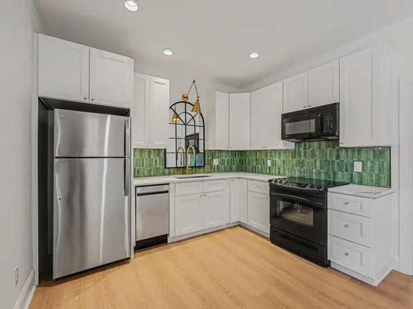 140 Harper Lee St #B, Davidson, NC 28036