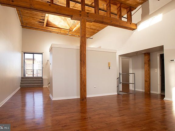2nd image of 222 Church St APT 6B