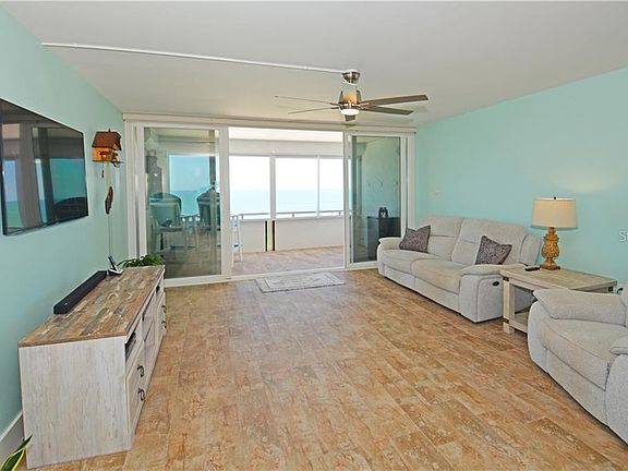 4th image of 17920 Gulf Blvd APT 1603