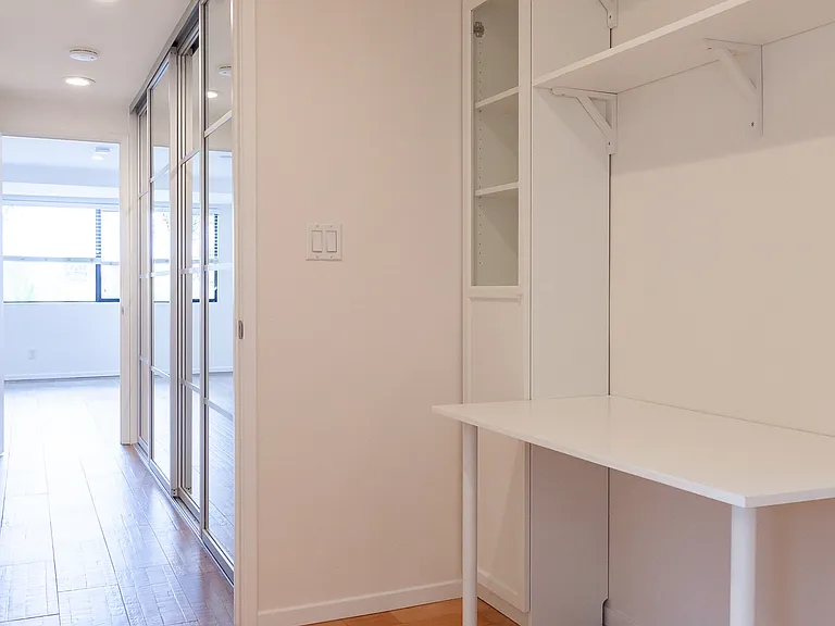 949 Eolus Ave #B — Photo 15