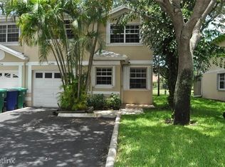 5240 SW 121st Ave, Fort Lauderdale, FL 33330