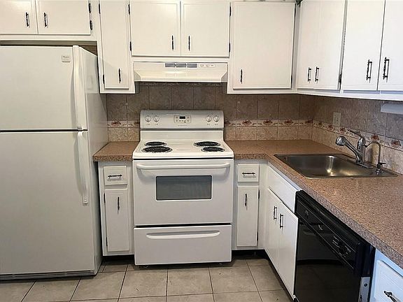 3rd image of 2881 NW 47th Terrace #402