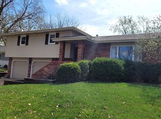 2344 Georgetown Rd, Salina, KS 67401