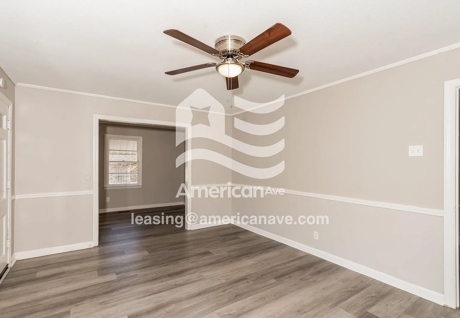 2 bed, 1.0 bath, 999 sqft, $1,320 — Photo 3