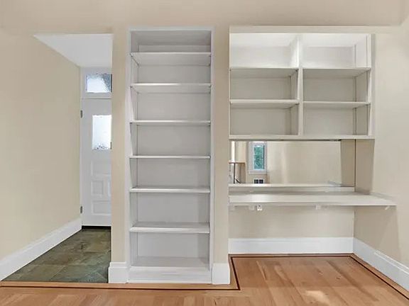 3rd image of 34-42 Abbey St #36