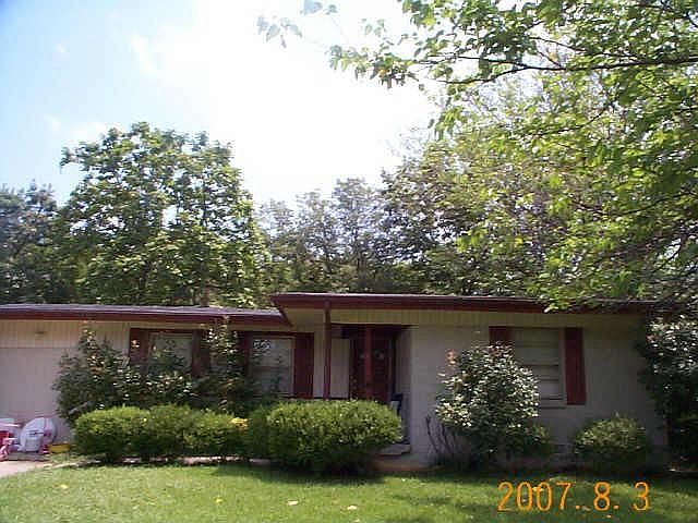 1st image of 10916 Visalia Dr