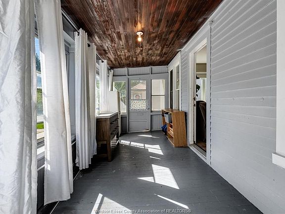 3rd image of 47 Wigle St