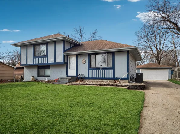 520 22nd Ave SW, Altoona, IA 50009