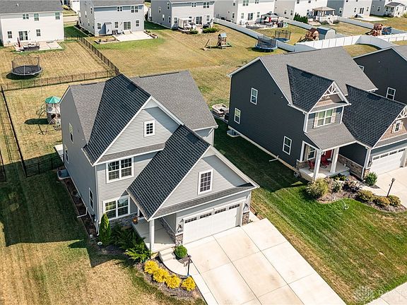 2nd image of 2806 River Oaks Ct