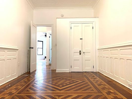 5th image of 248 Martense St #1