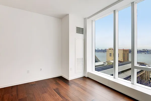 Rented by Compass | media 19