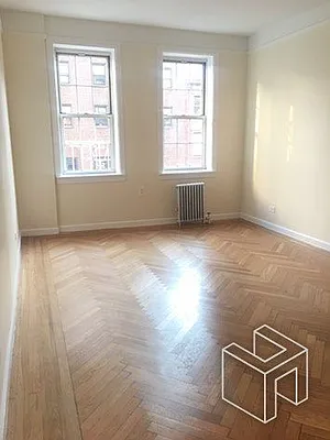 Rented by Halstead Real Estate | media 10