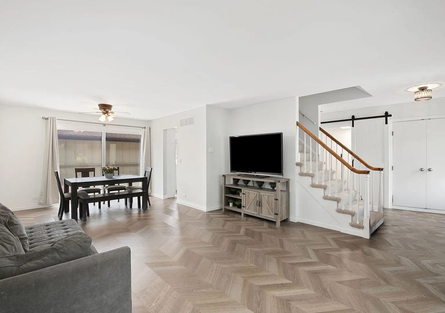 2 bed, 2.5 bath, $2,700 — Photo 3