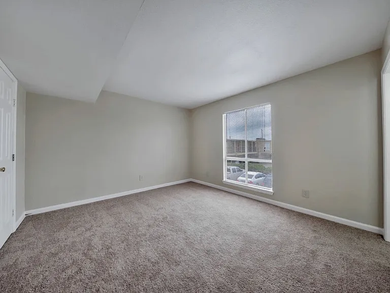 Pelican Pointe — Photo 14