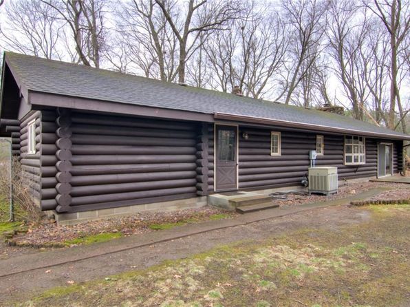 4300 Parkwood Drive, Eau Claire, WI 54703