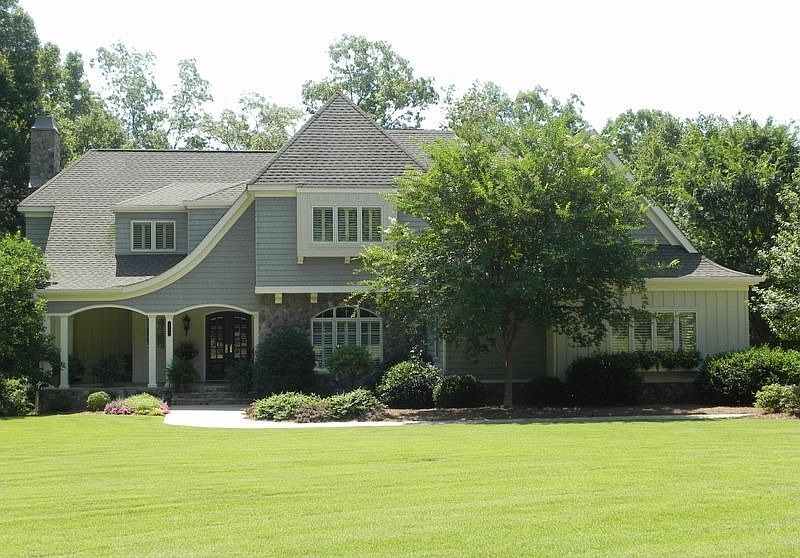 2nd image of 1527 Lakewood Pl