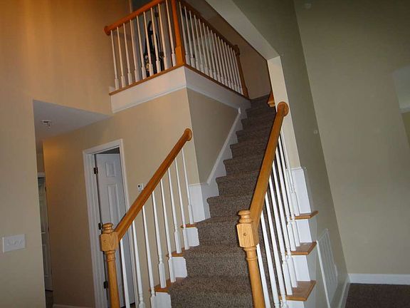 5th image of 170 Stonehaven Ct