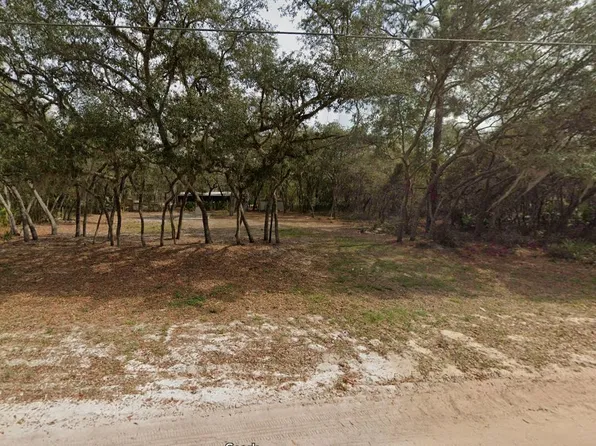 151 Violet Cir, Interlachen, FL 32148