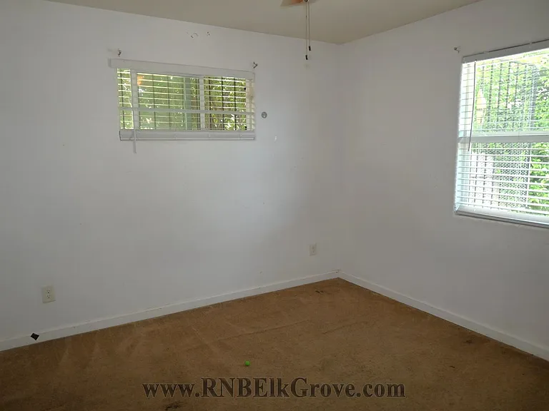2271 E Church St — Photo 18