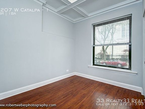 2nd image of 1207 W Catalpa Ave #2