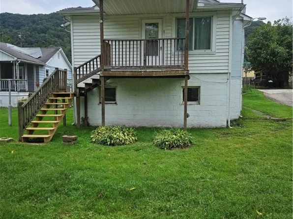 5516 Elaine Dr, Charleston, WV 25306