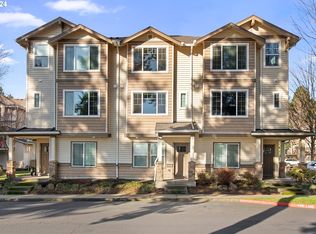 10596 NE Cedar Falls Loop, Hillsboro, OR 97006