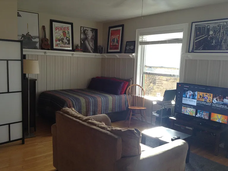 1376 N Pearl St #301 — Photo 17
