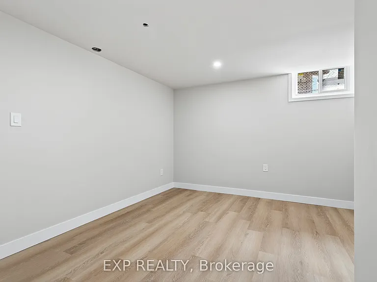 263 Anne St N #2 — Photo 16