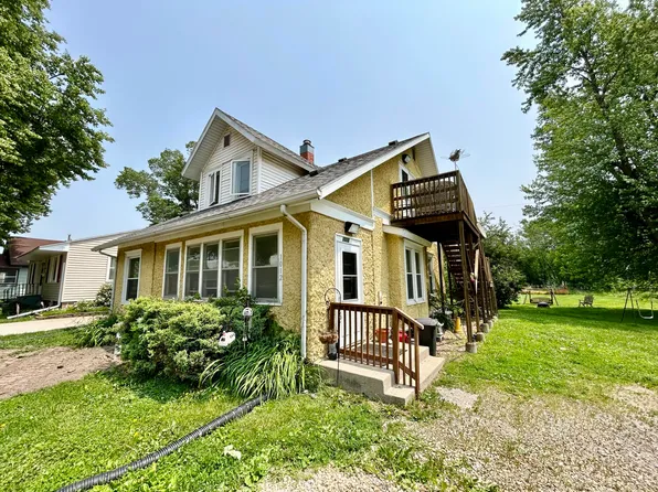 1012 S 5th Ave, Marshalltown, IA 50158