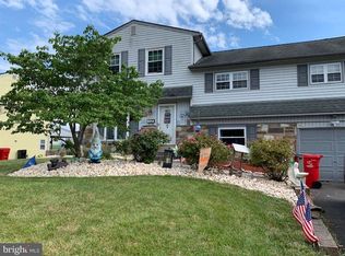 1225 Dahlia Rd, Warminster, PA 18974