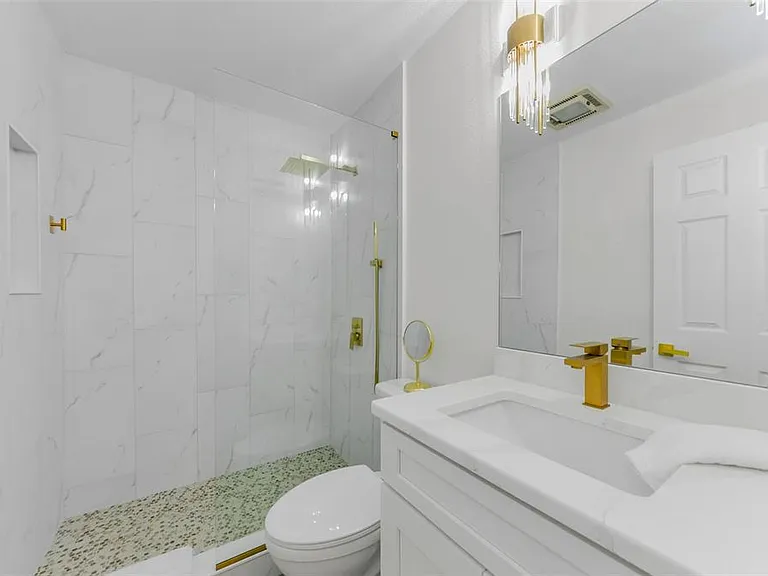 2700 Bayshore Blvd #5210 — Photo 25