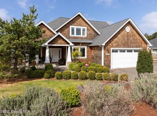 5002 Sheridan Dr, Gearhart, OR 97138
