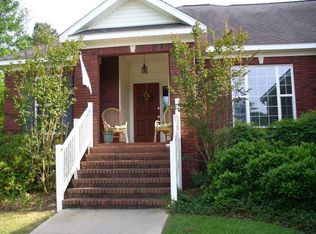 600 Holly Ln, Headland, AL 36345